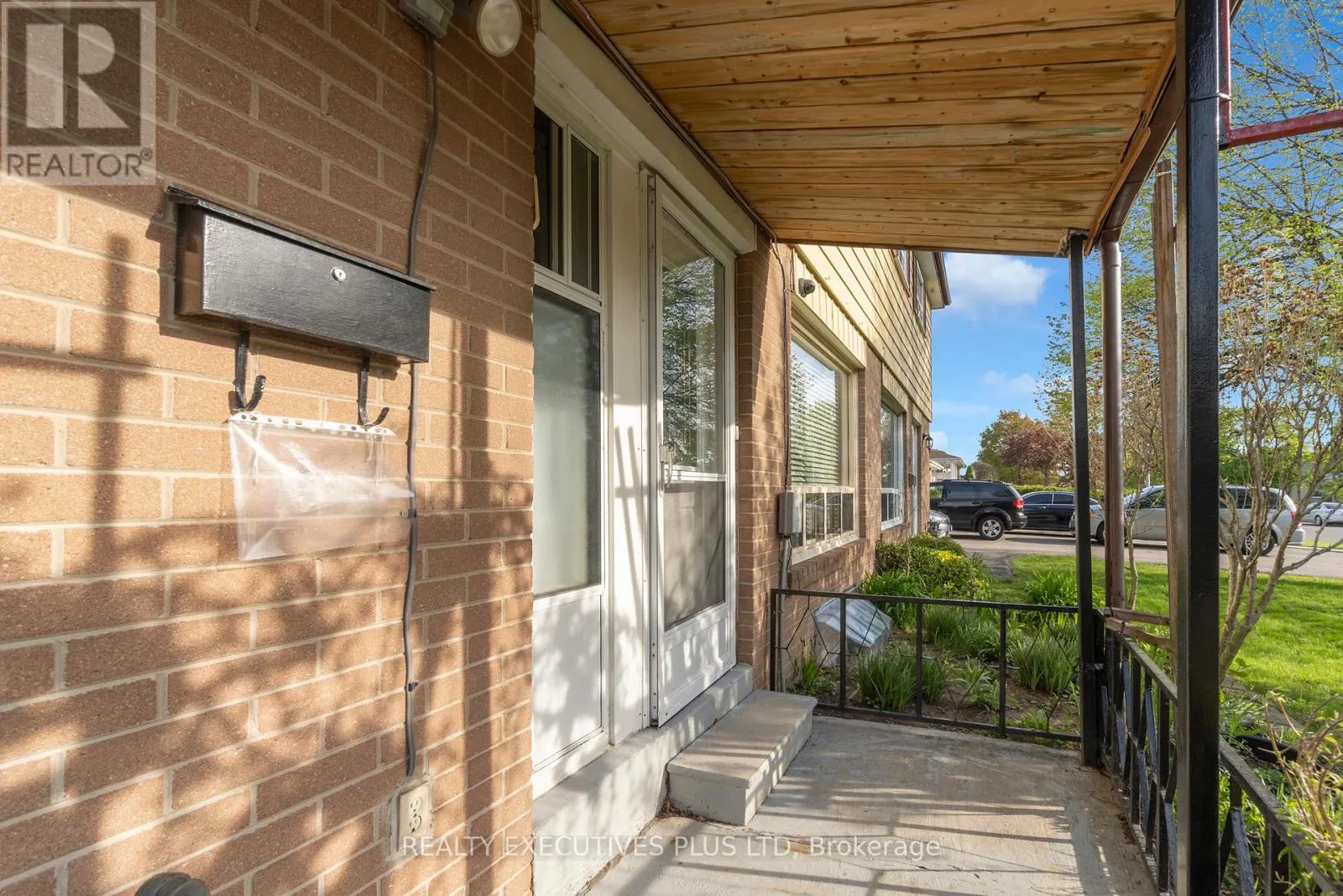 57 DONCASTER DRIVE