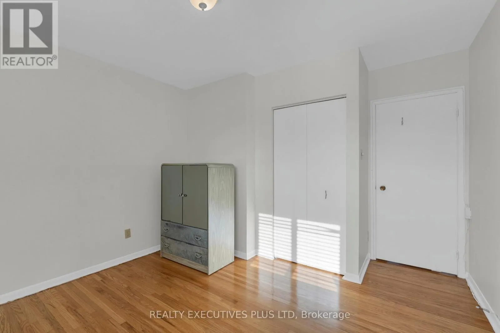 57 DONCASTER DRIVE