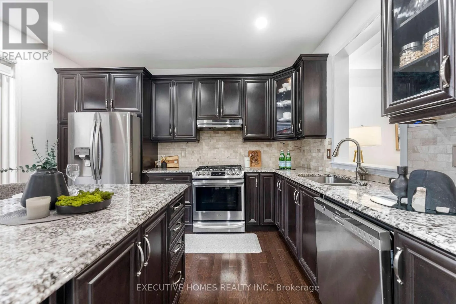 1496 FARMSTEAD DRIVE
