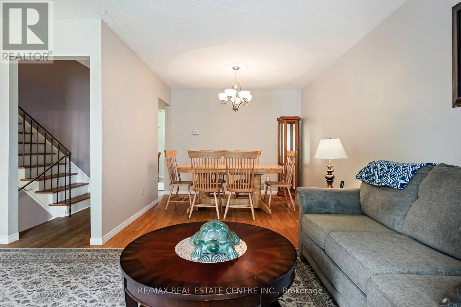83 BRENDA BOULEVARD