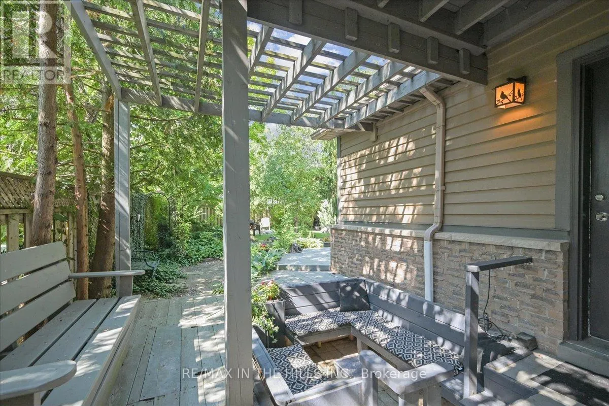 5352 GLEN ERIN DRIVE