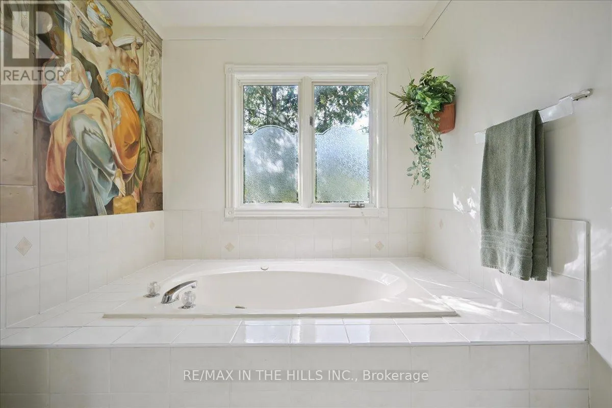 5352 GLEN ERIN DRIVE