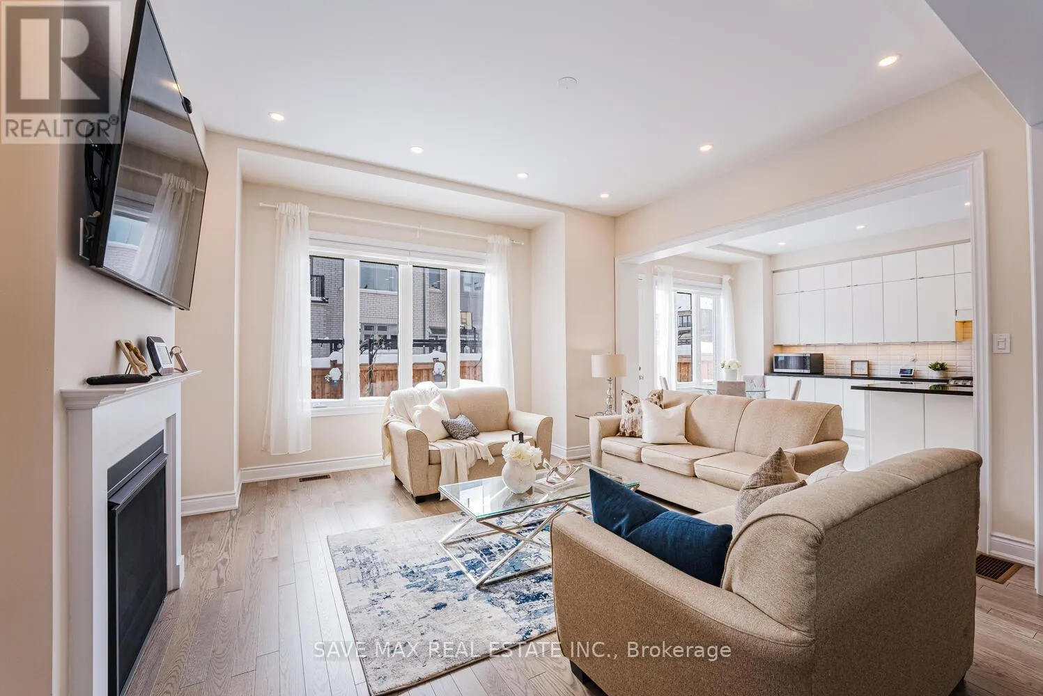 3328 POST ROAD