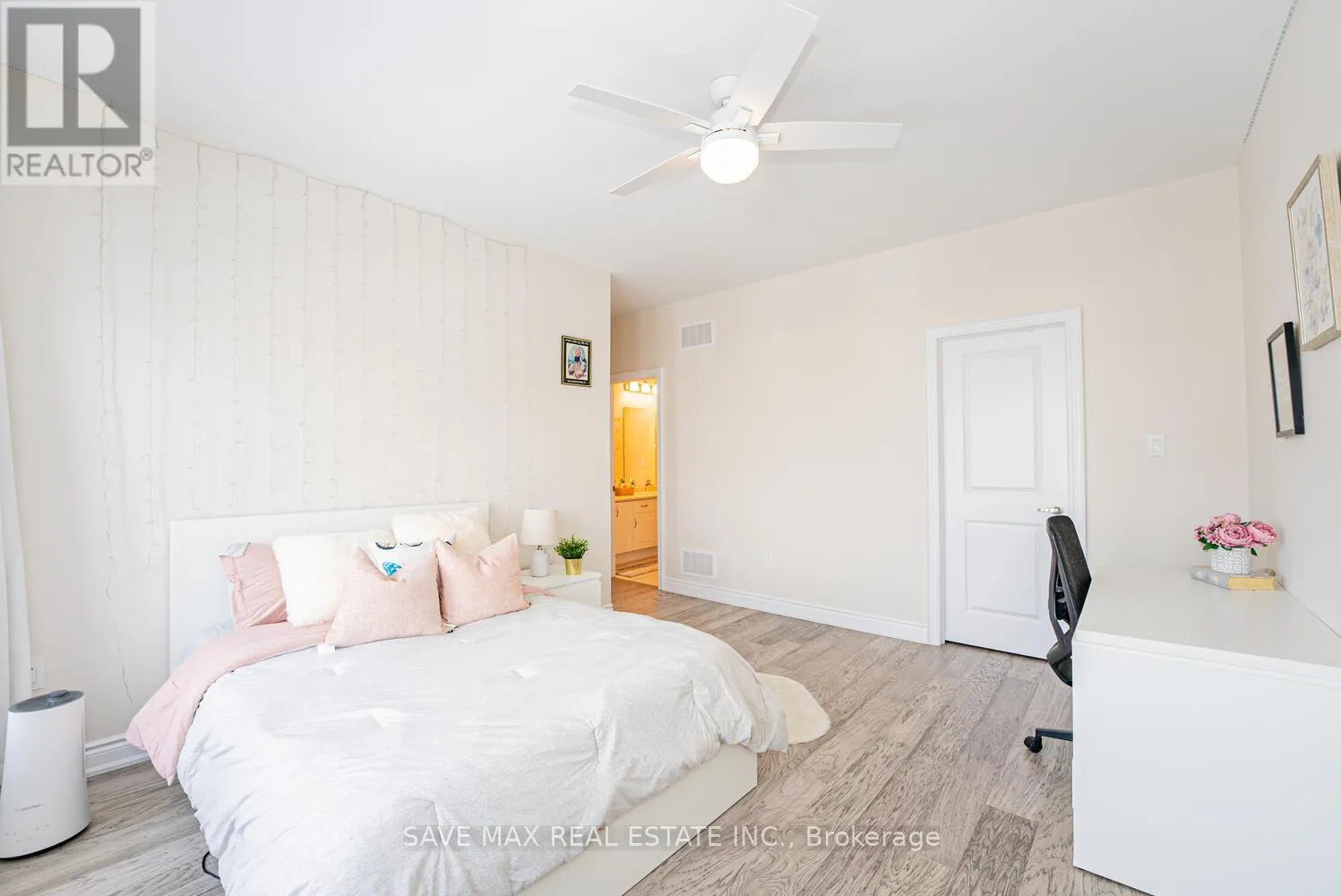 3328 POST ROAD