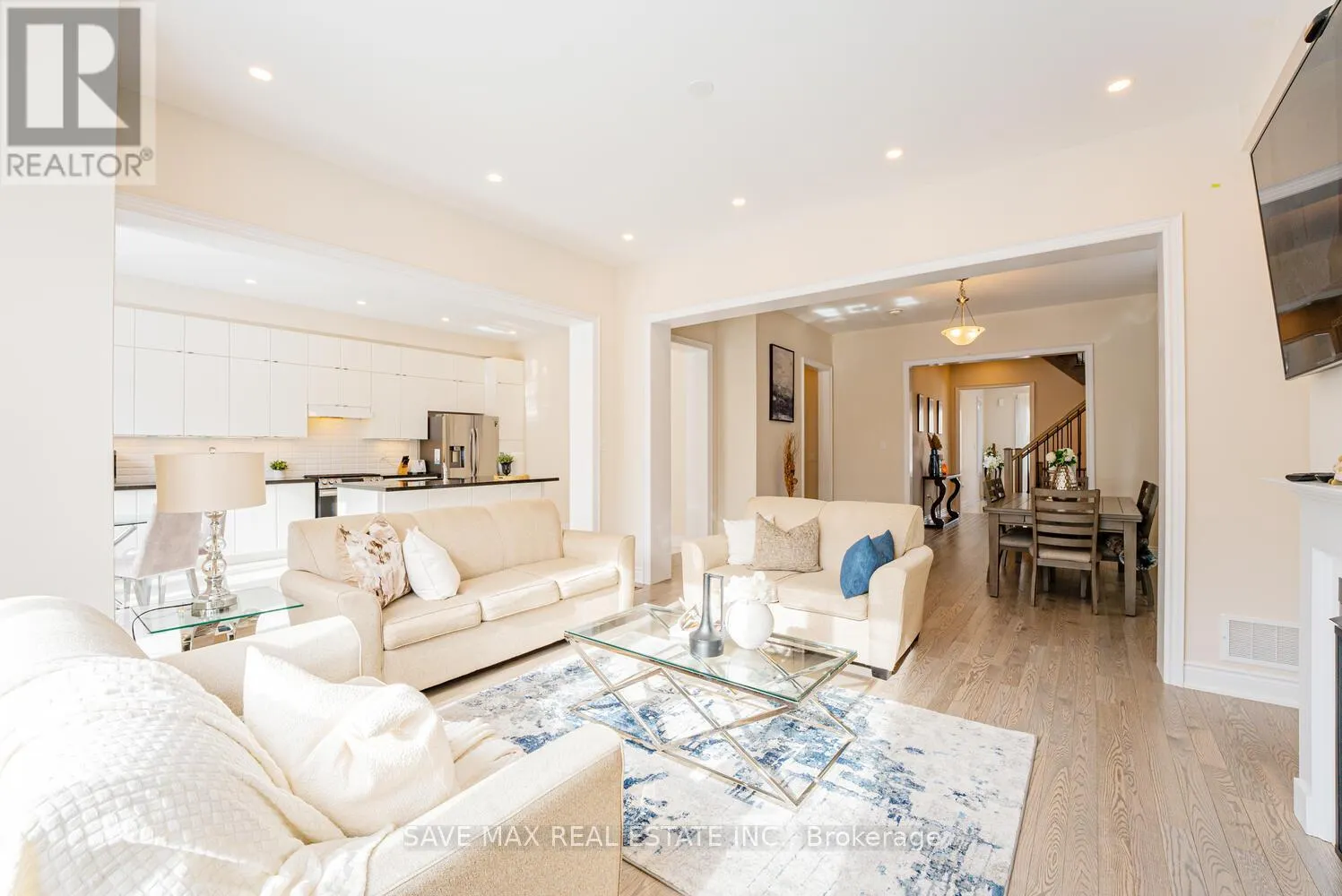 3328 POST ROAD