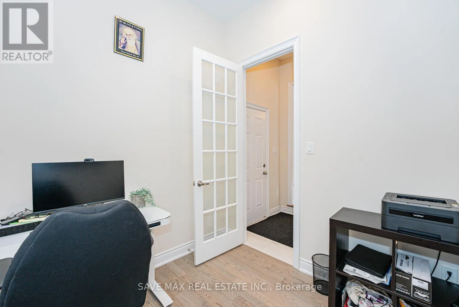 3328 POST ROAD