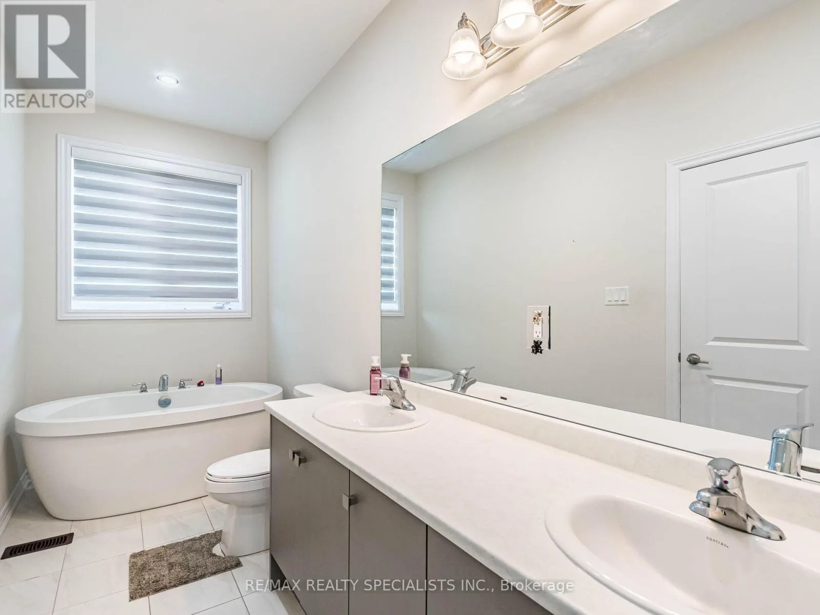 1416 OAKMONT COMMON E
