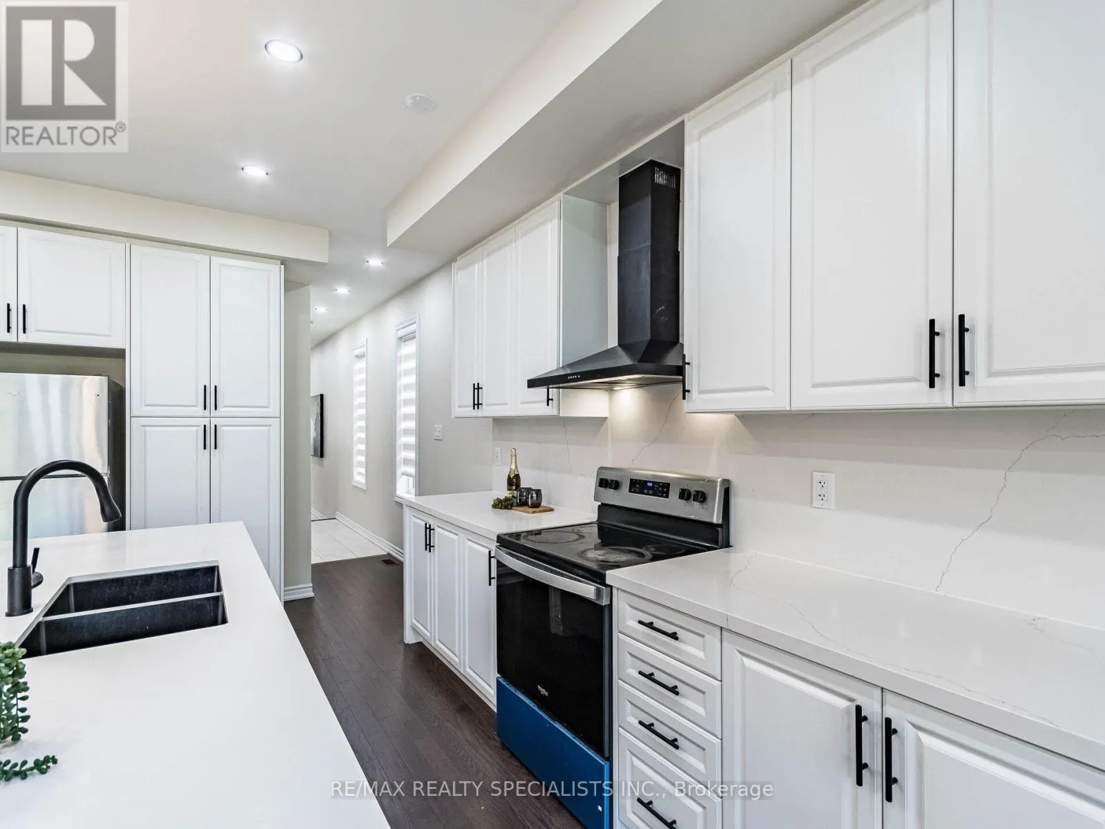 1416 OAKMONT COMMON E