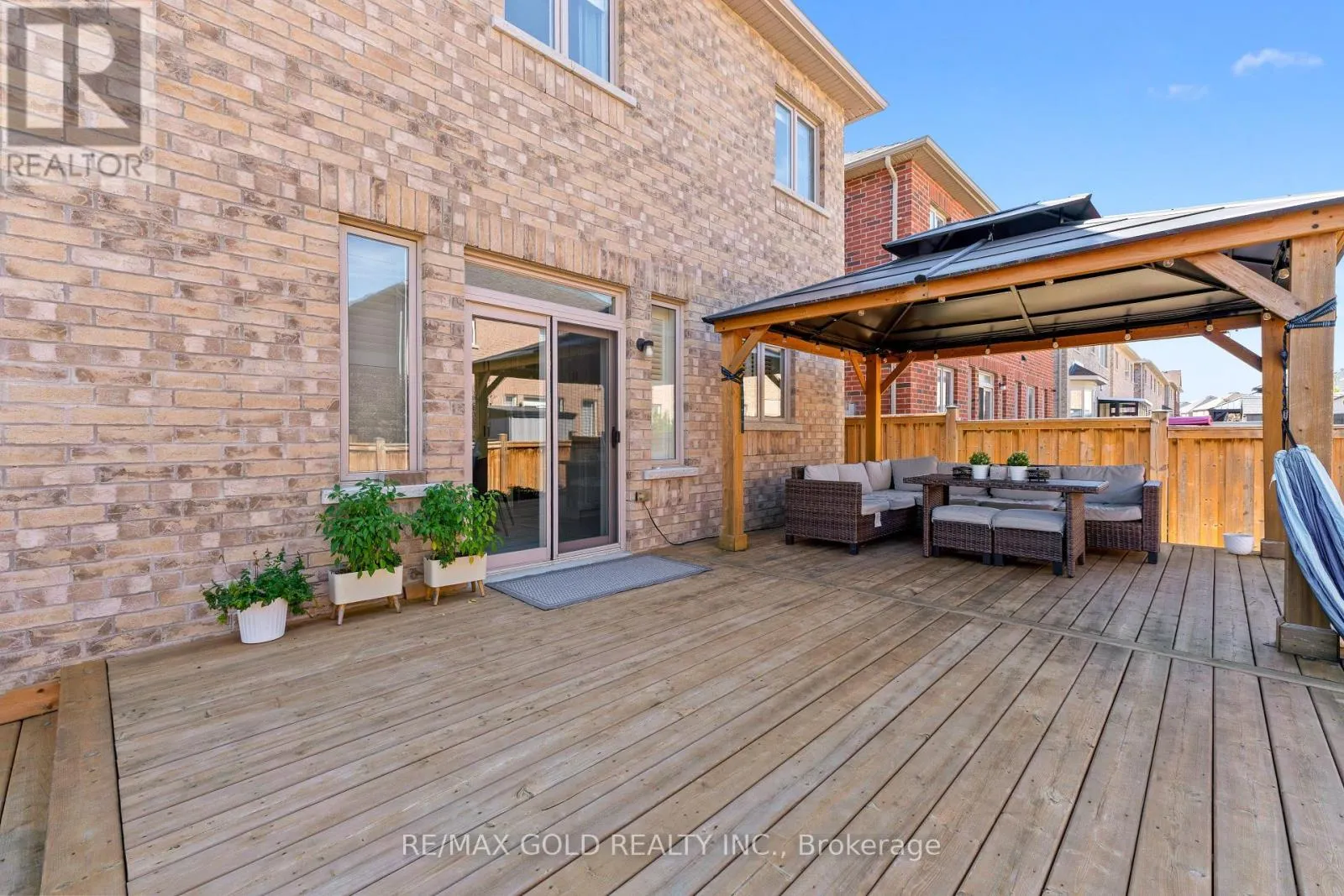 16 CLOVERHAVEN ROAD