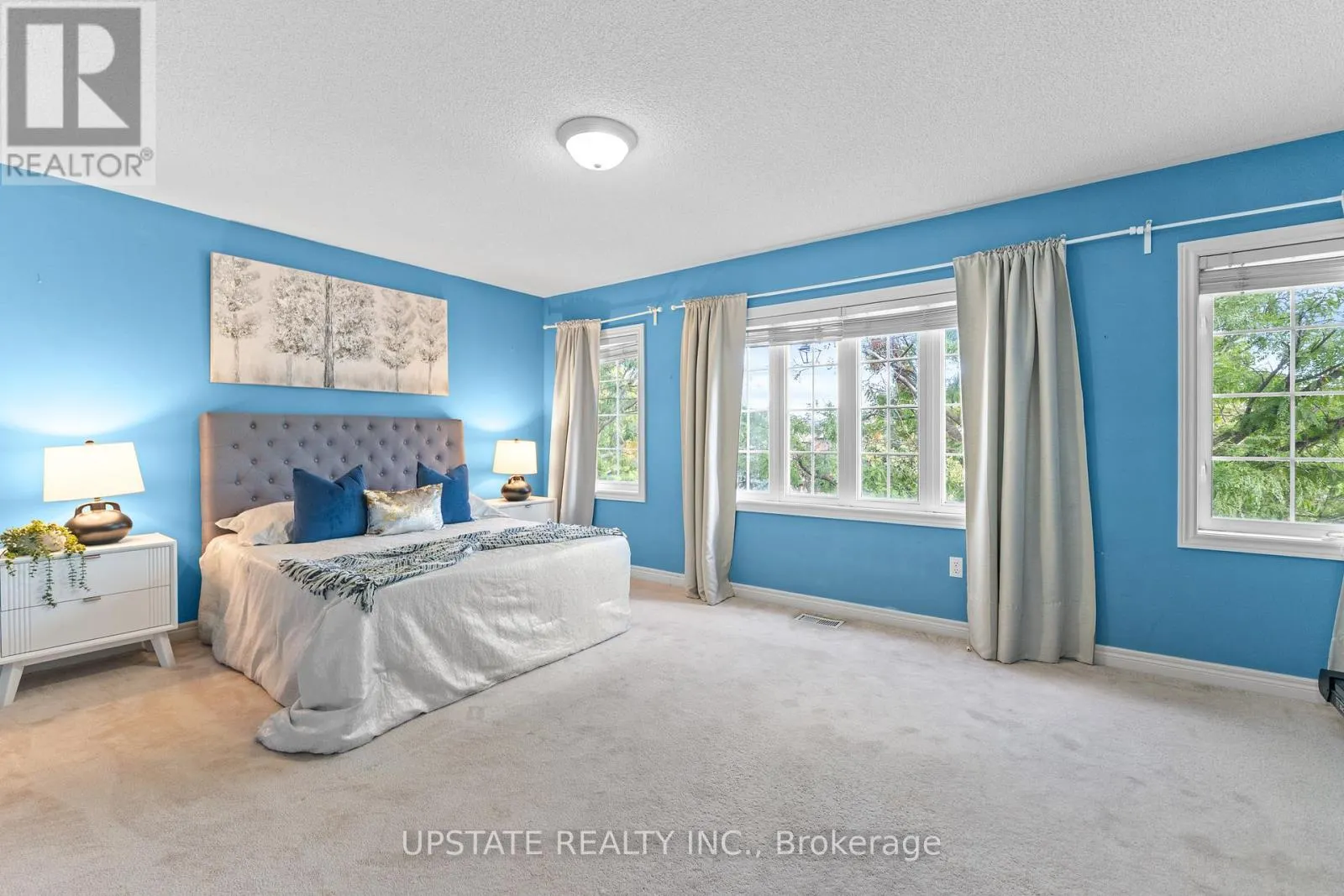 6 BOWSFIELD DRIVE