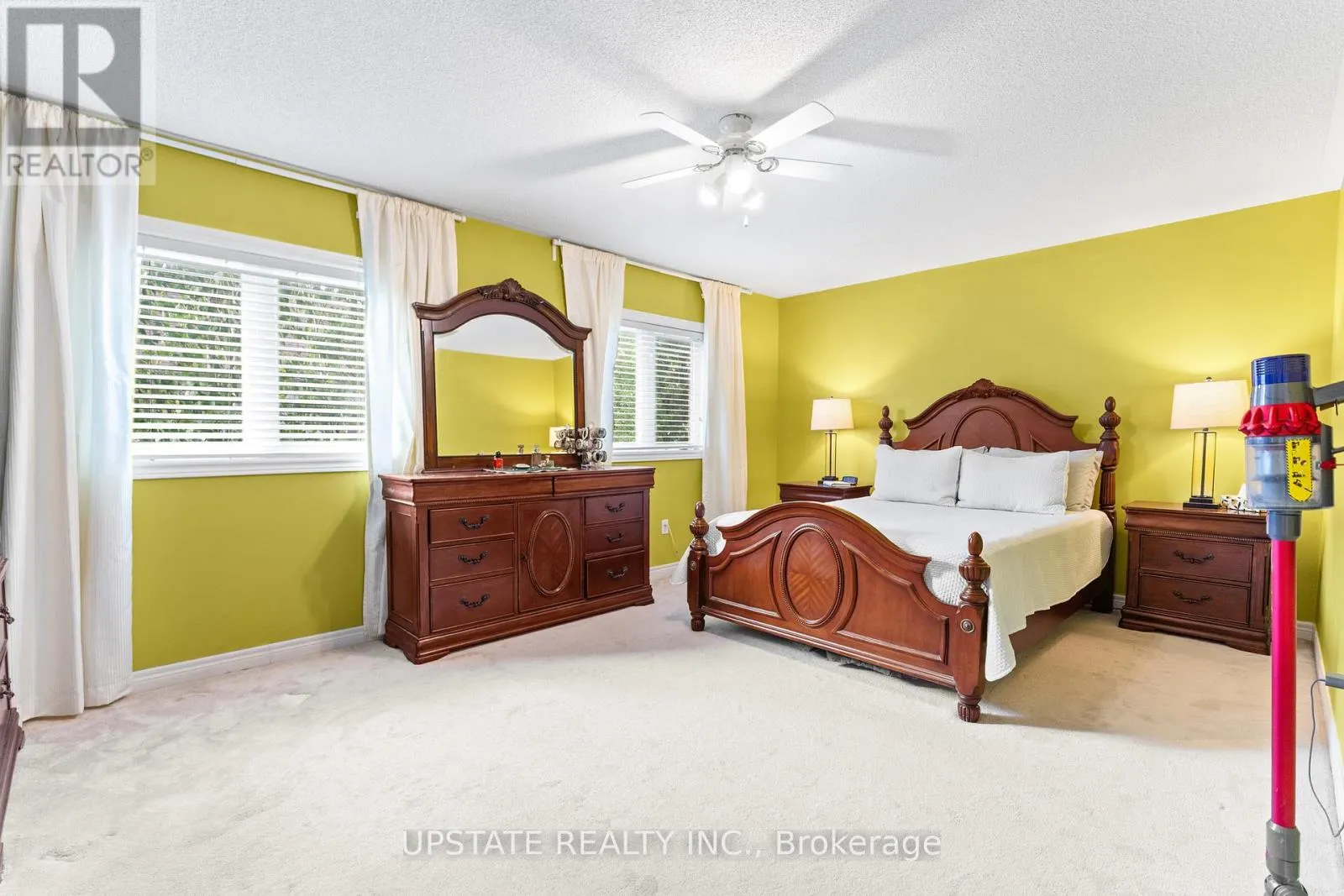 6 BOWSFIELD DRIVE