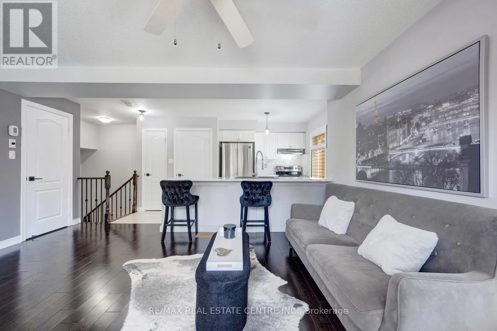 11 - 3250 BENTLEY DRIVE