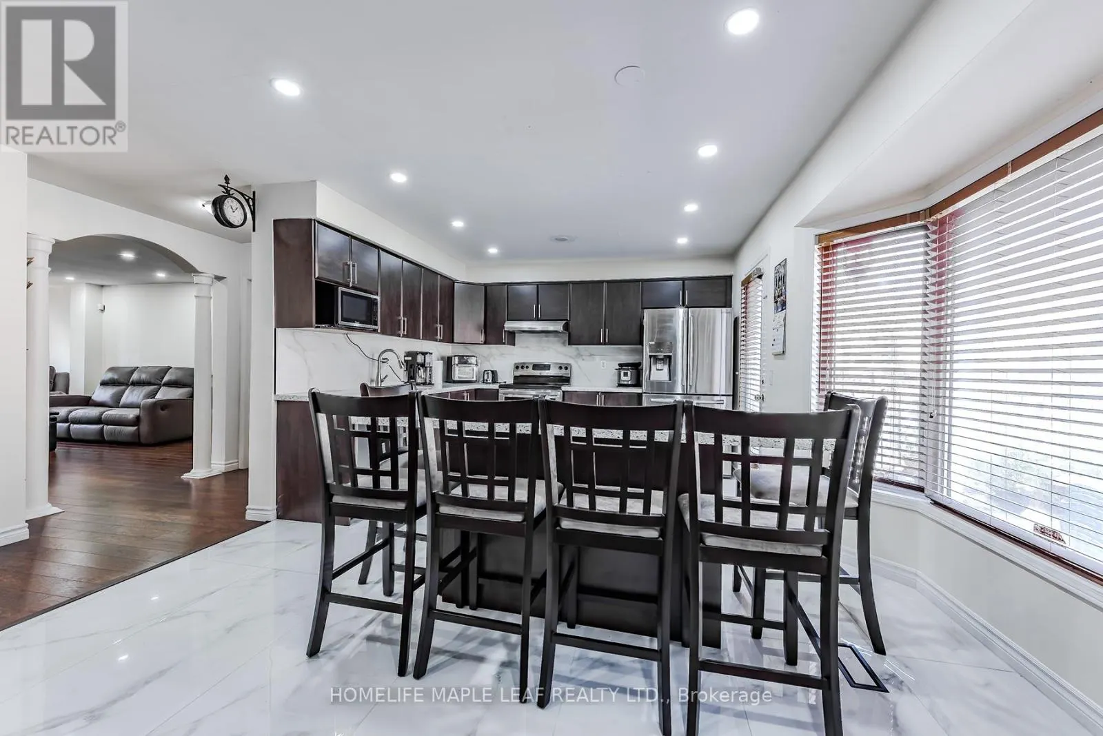 45 SEASIDE CIRCLE