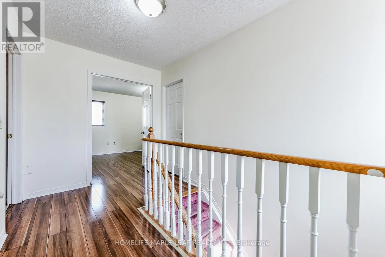 45 SEASIDE CIRCLE