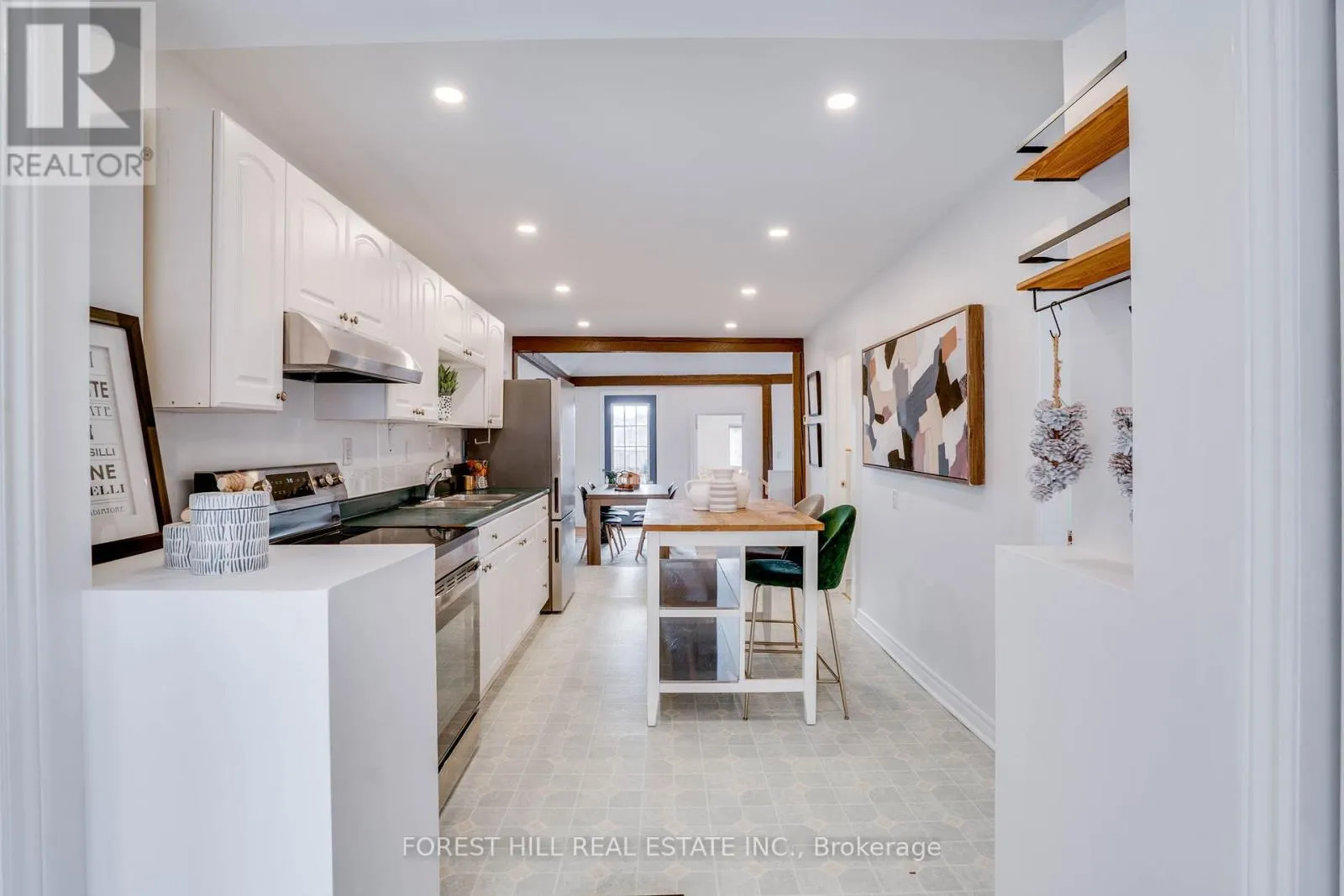 4053 OLD DUNDAS STREET