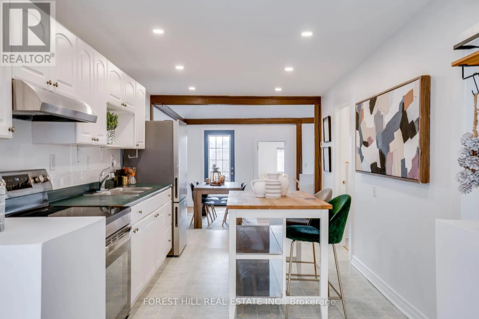 4053 OLD DUNDAS STREET