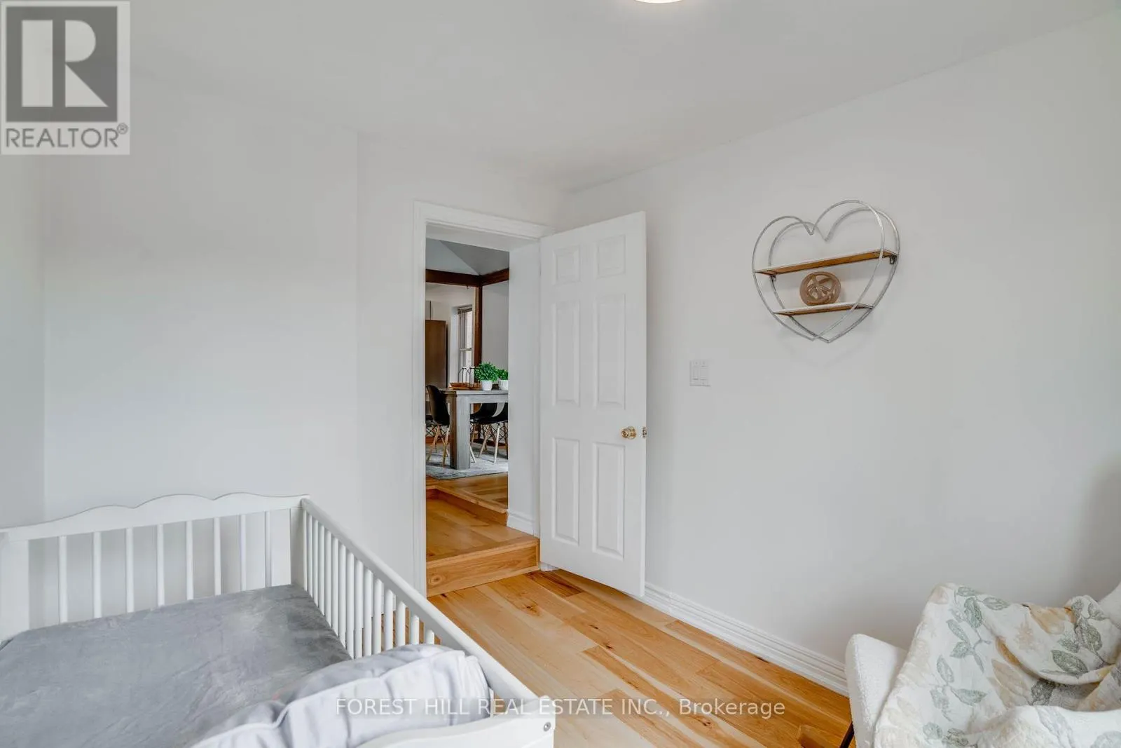 4053 OLD DUNDAS STREET