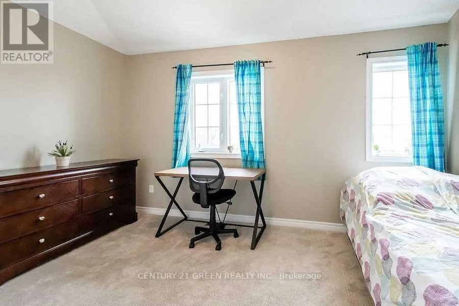 16 - 5080 FAIRVIEW STREET