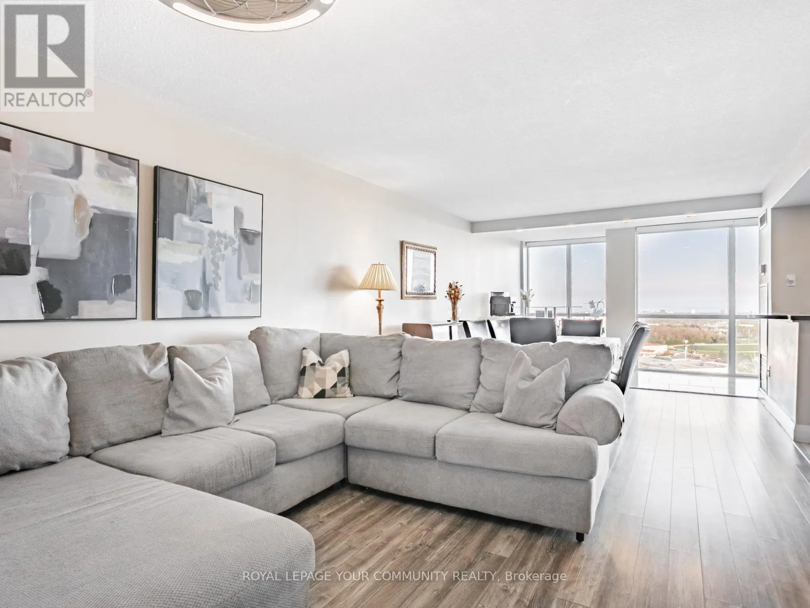 1806 - 350 WEBB DRIVE