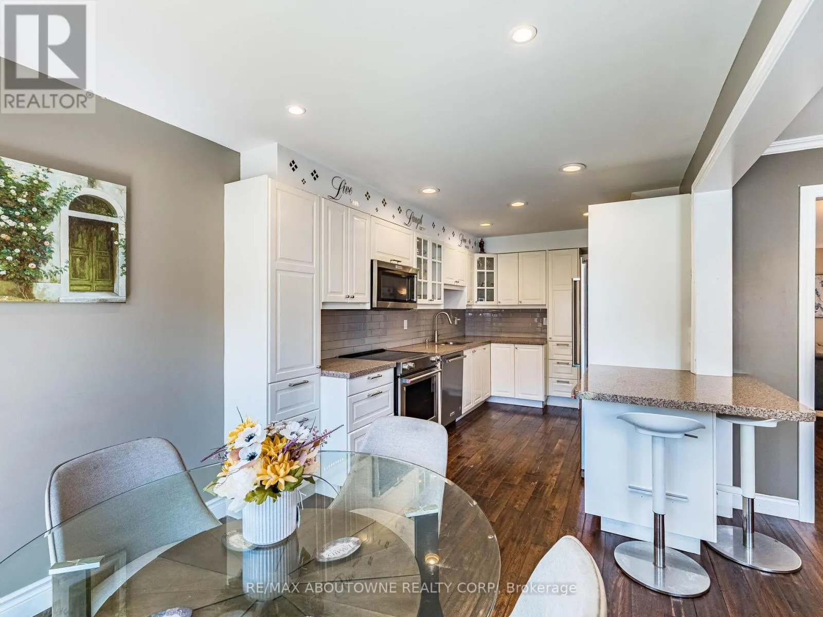 6284 GLEN MEADOWS ROAD