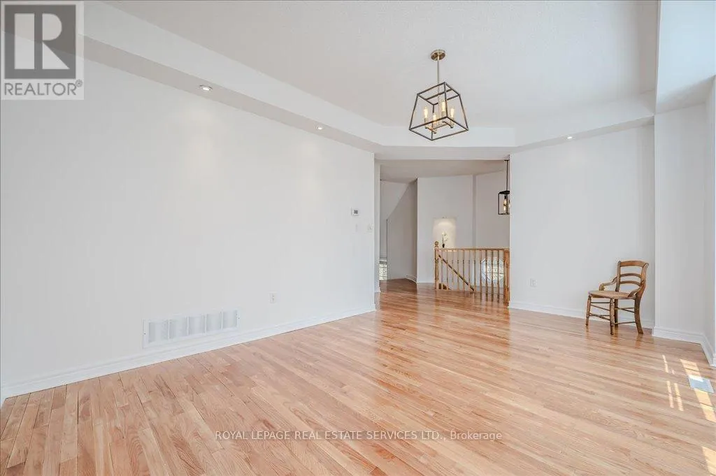 19 - 1267 DORVAL DRIVE