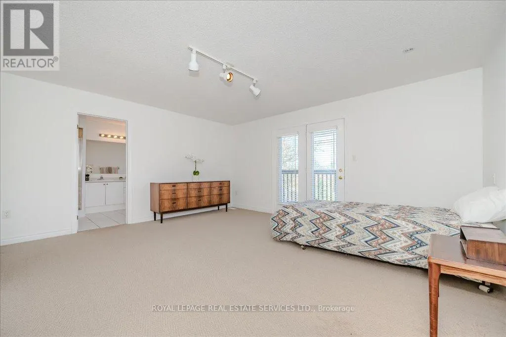19 - 1267 DORVAL DRIVE