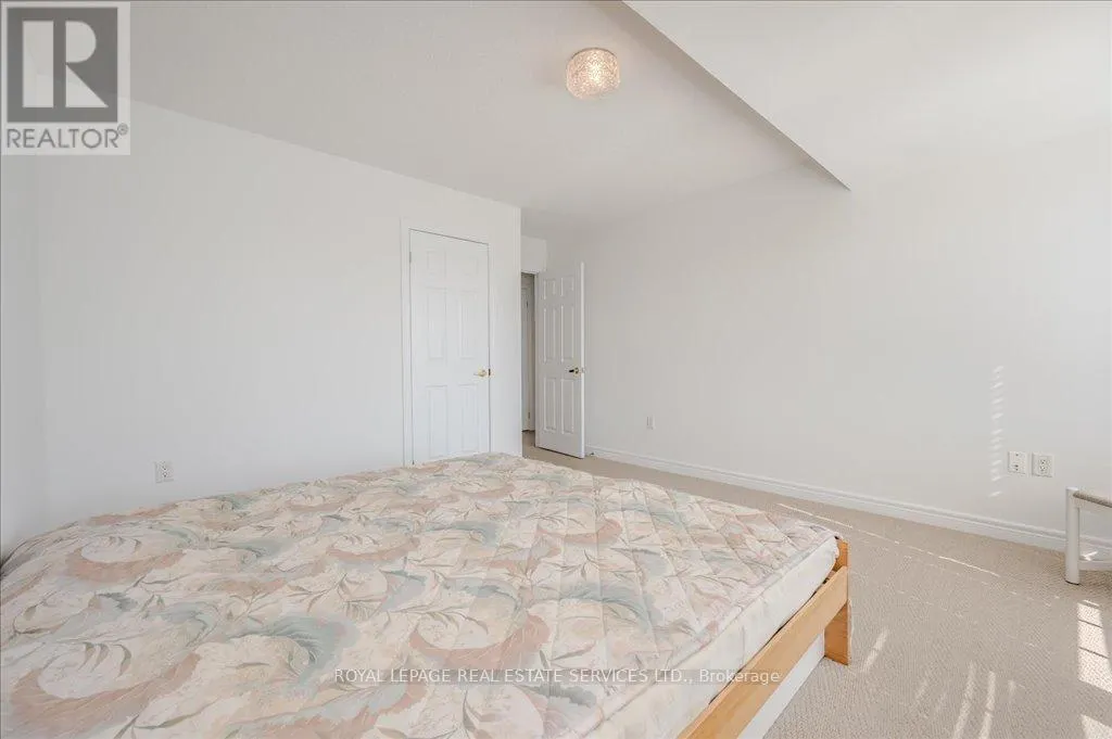 19 - 1267 DORVAL DRIVE