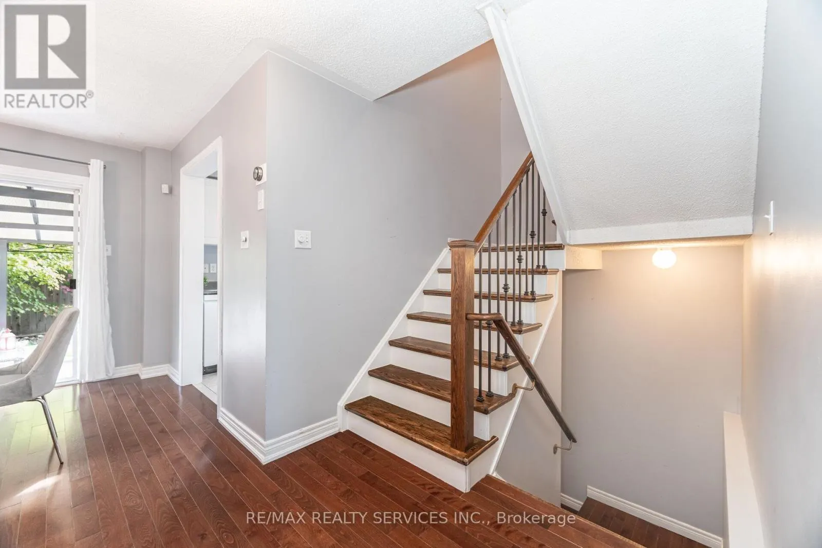 123 FARTHINGALE CRESCENT