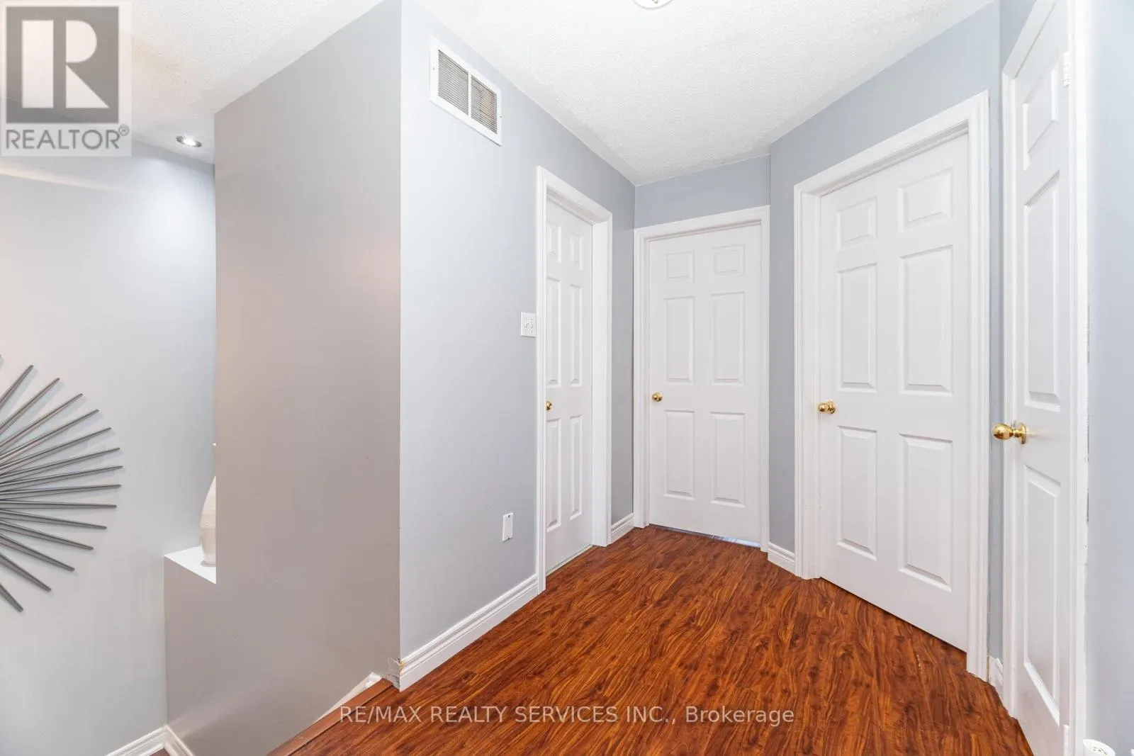 123 FARTHINGALE CRESCENT