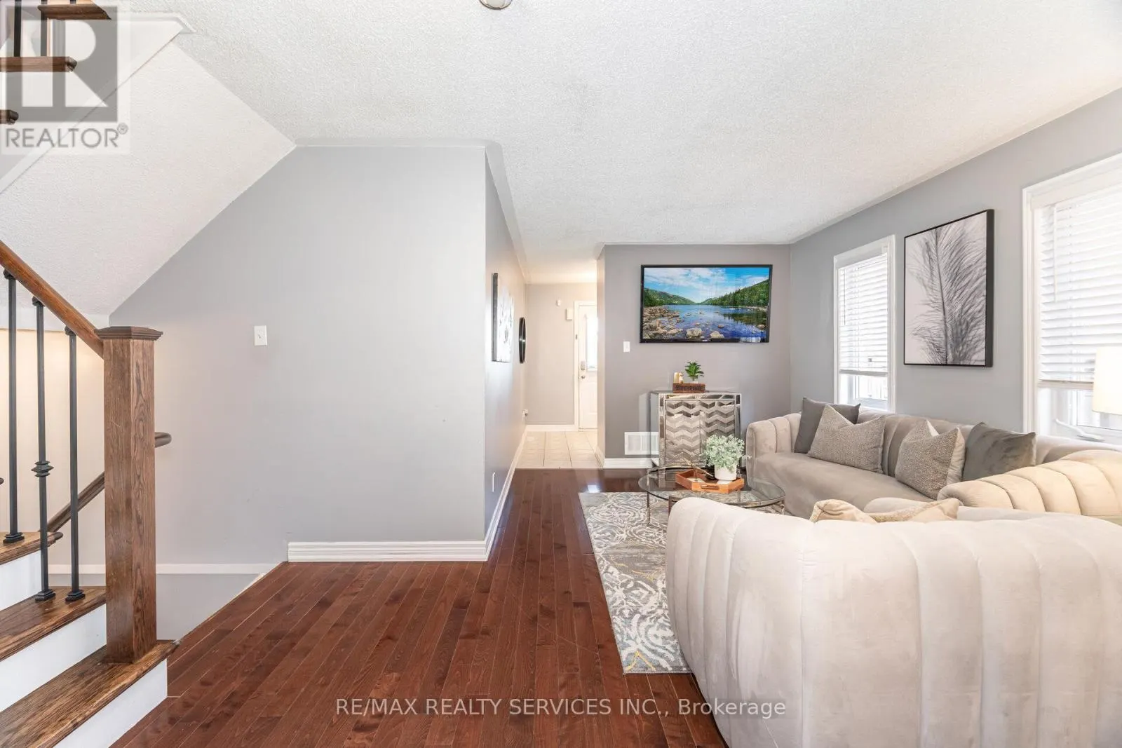 123 FARTHINGALE CRESCENT