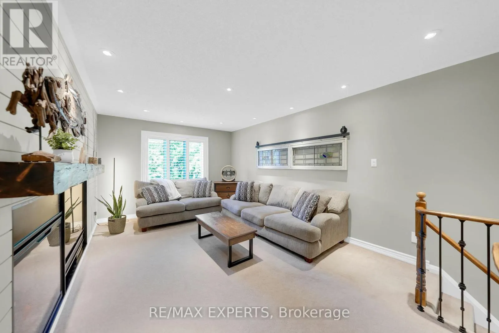 44 SUNKIST VALLEY ROAD