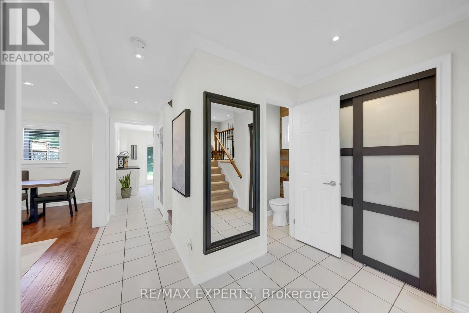 44 SUNKIST VALLEY ROAD