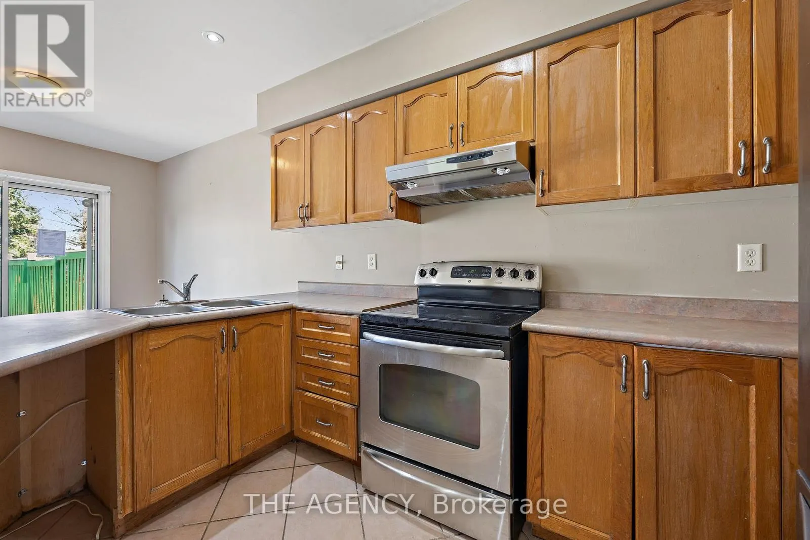 7173 VILLAGE WALK
