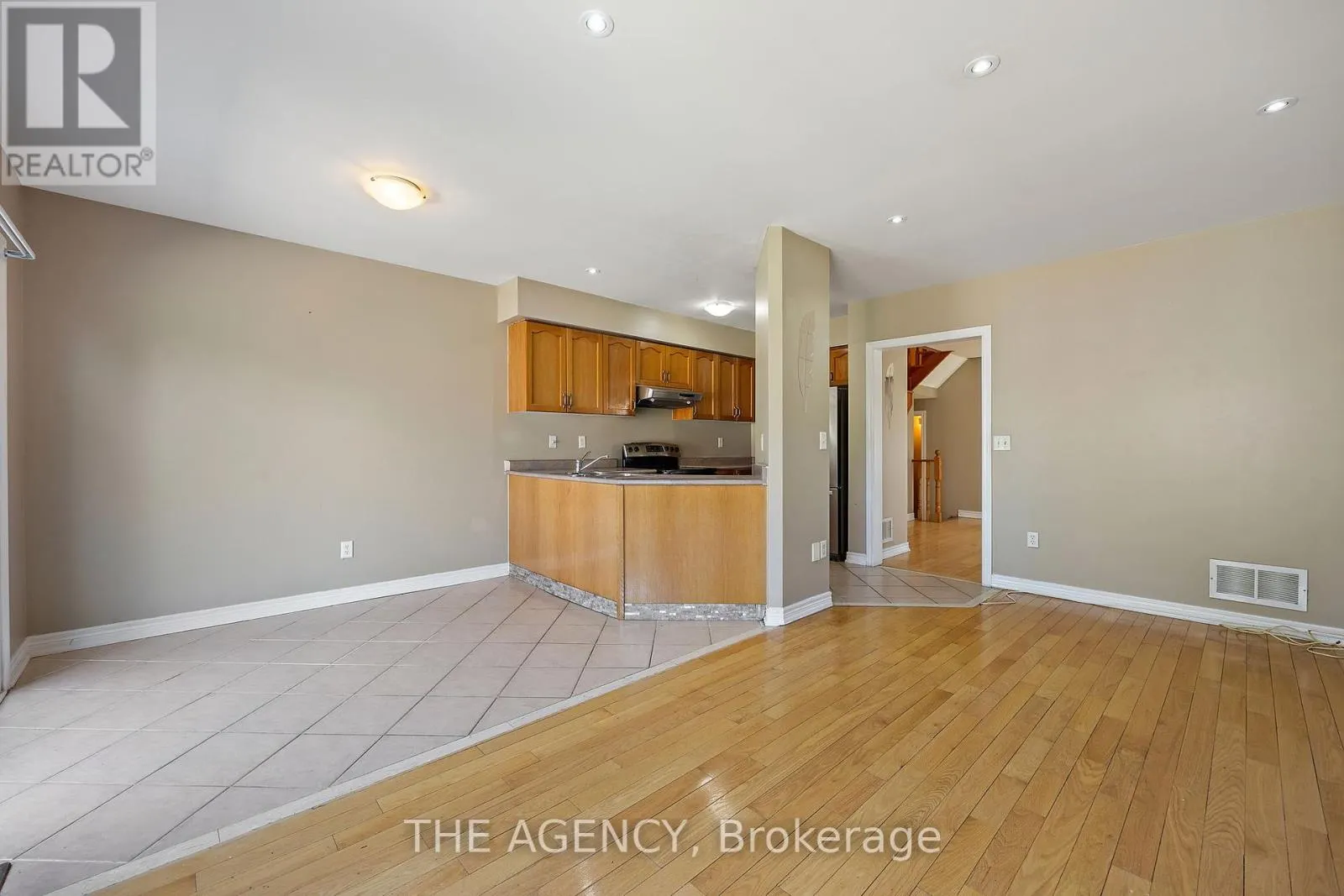7173 VILLAGE WALK