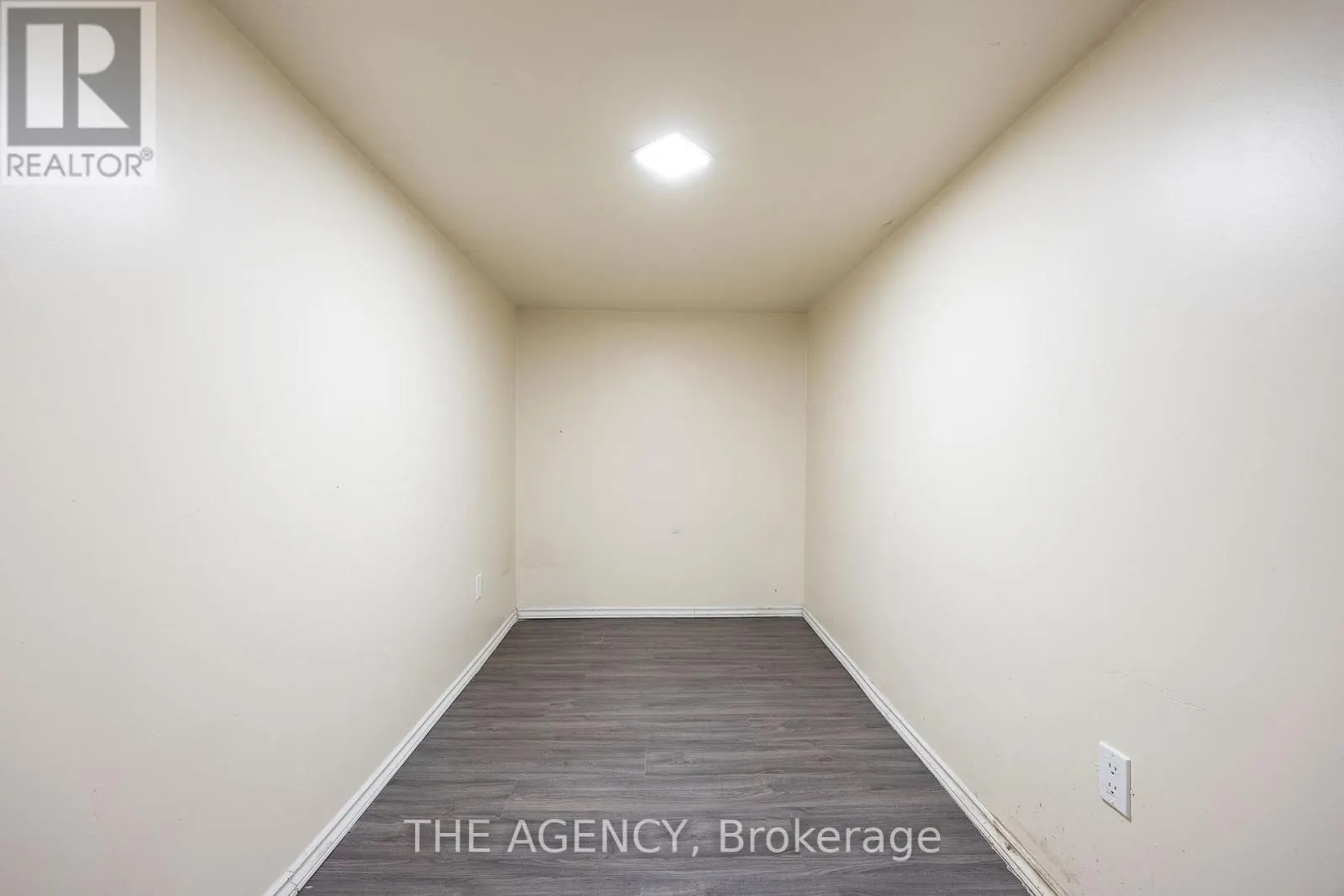 7173 VILLAGE WALK