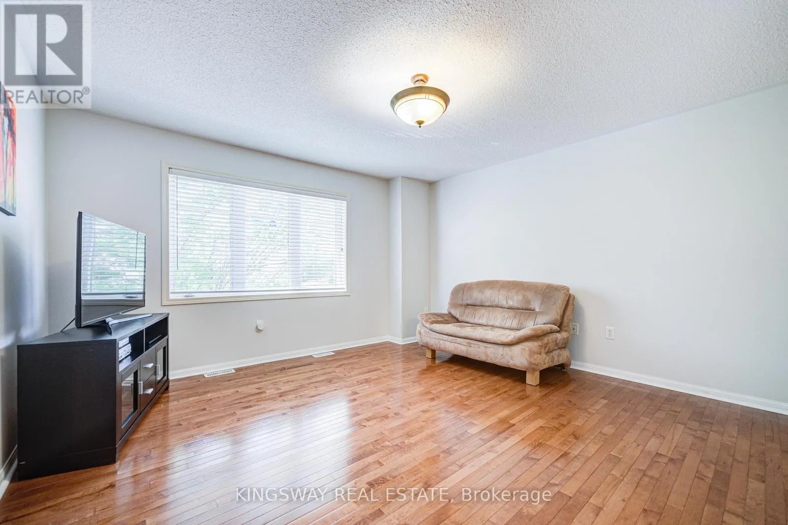 7 BONAVISTA DRIVE