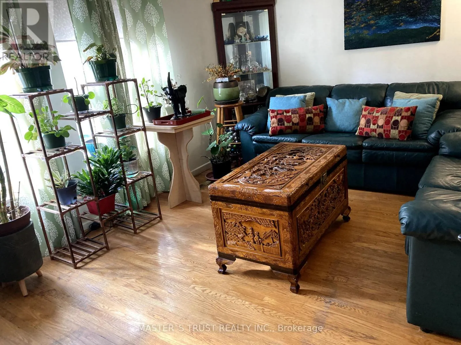 72 - 246 JOHN GARLAND BOULEVARD