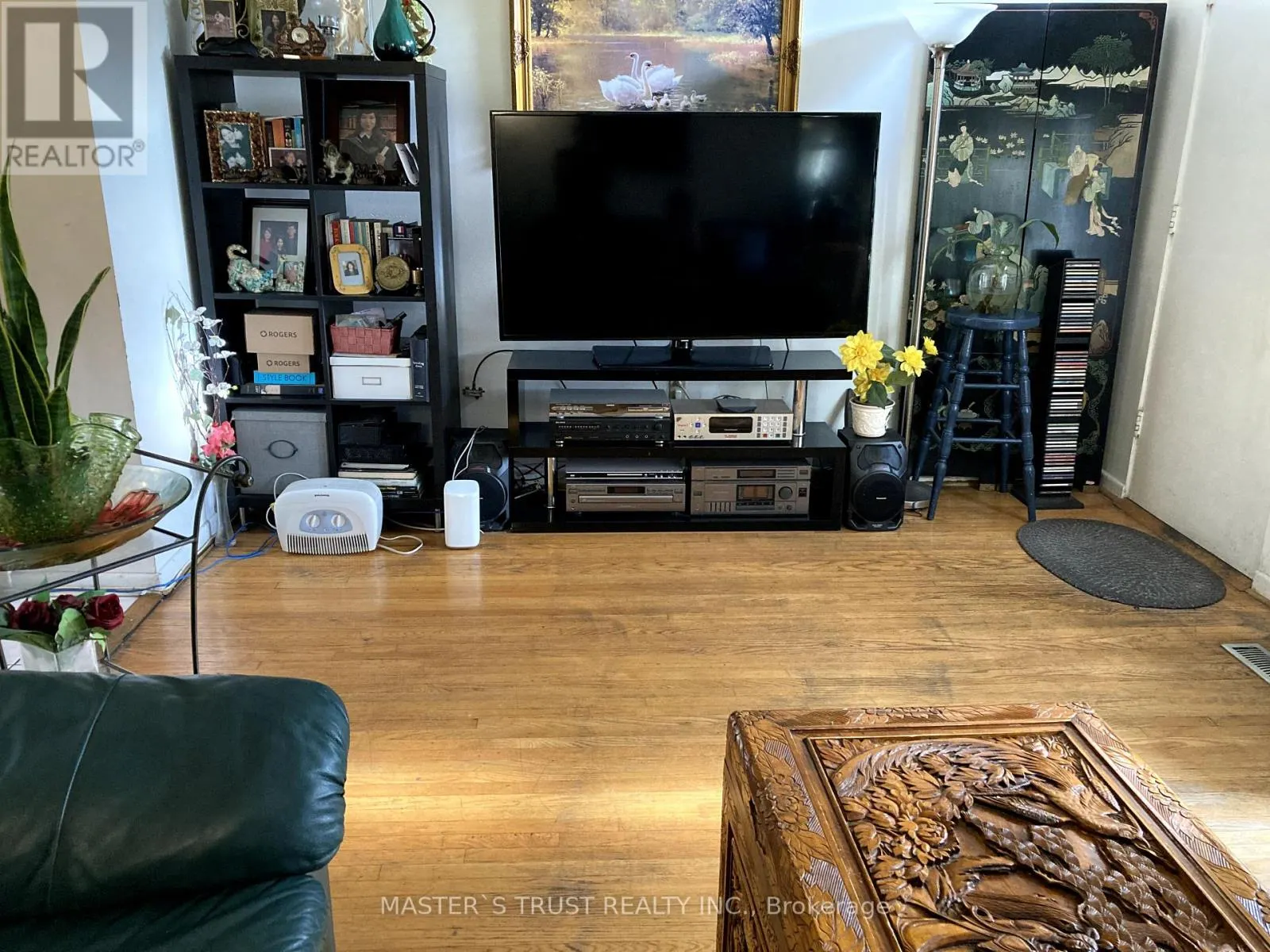 72 - 246 JOHN GARLAND BOULEVARD