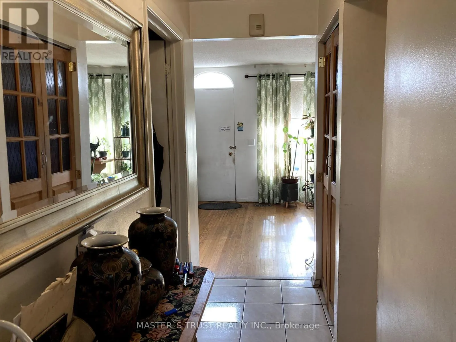 72 - 246 JOHN GARLAND BOULEVARD