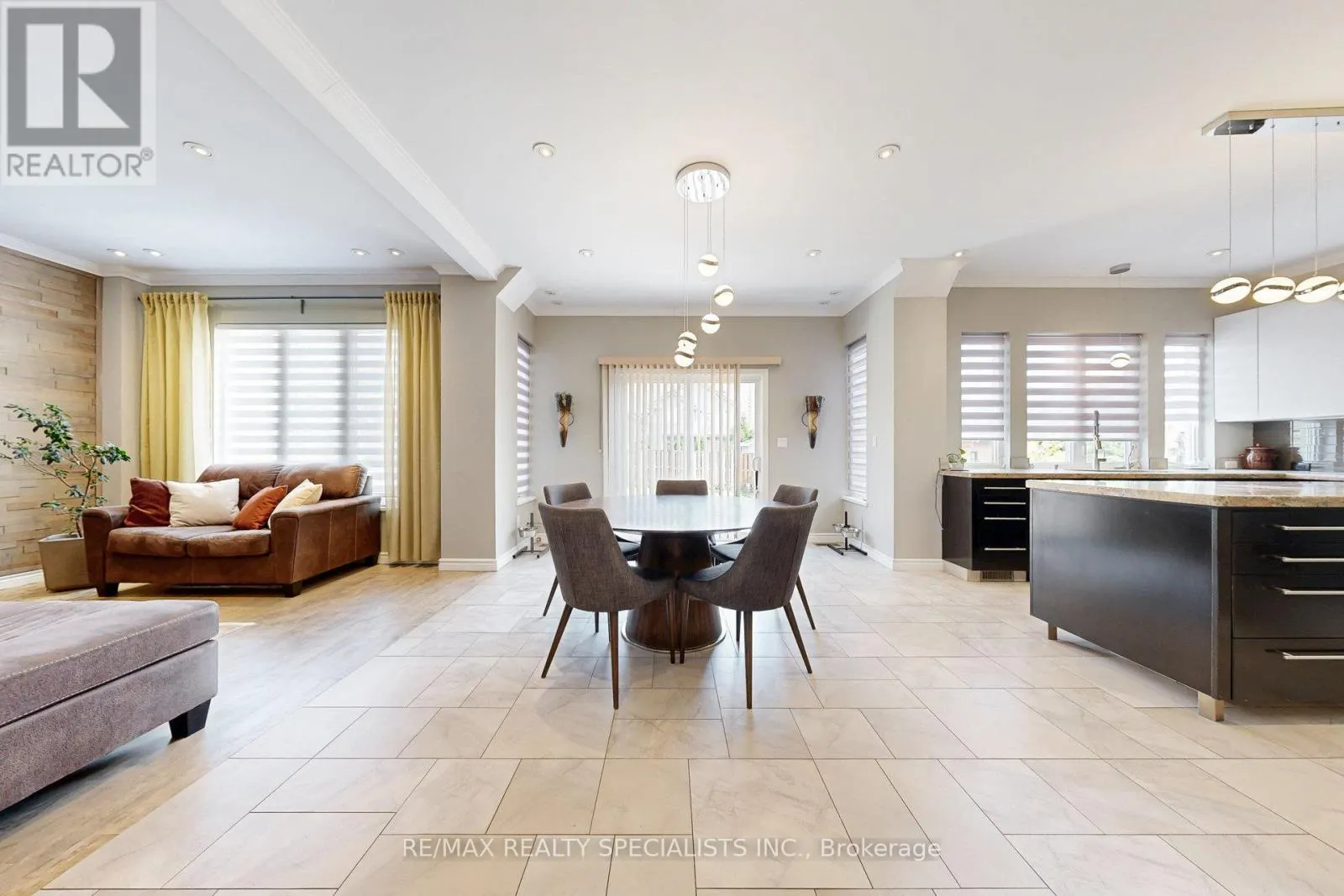 3205 ROLLING STONE COURT