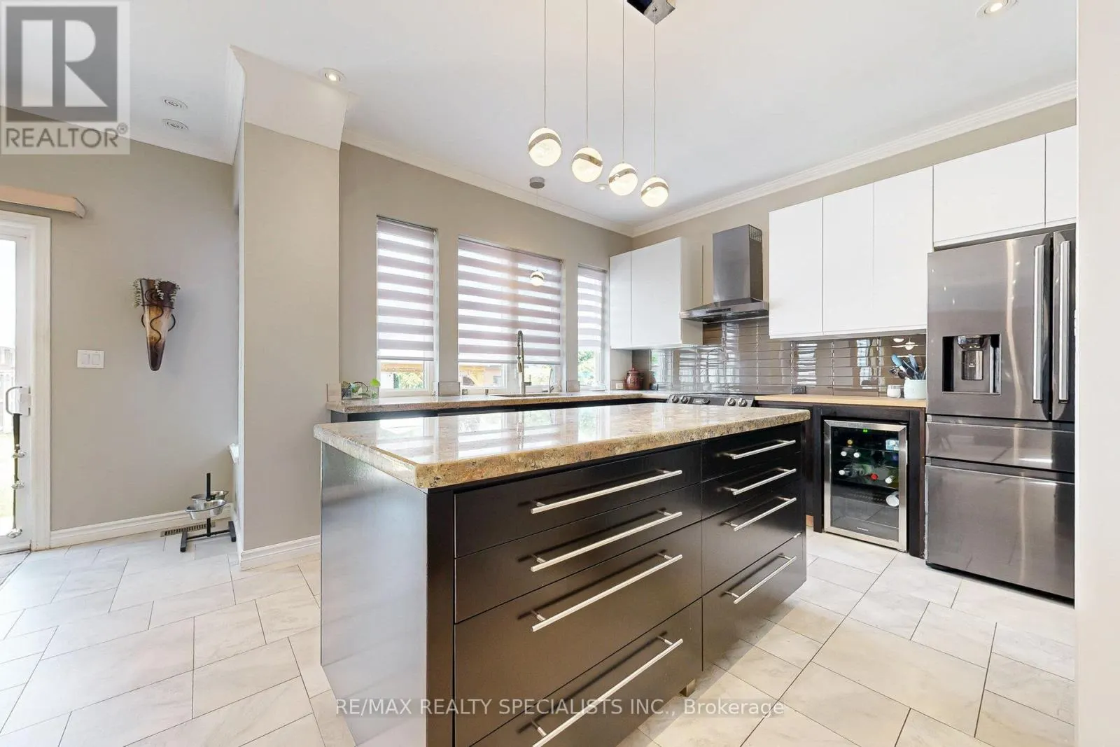 3205 ROLLING STONE COURT