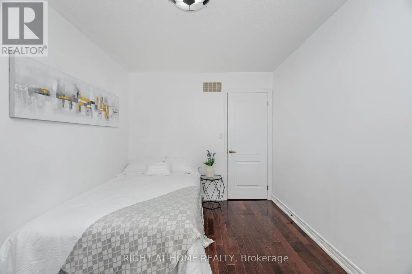 3302 GRANITE GATE