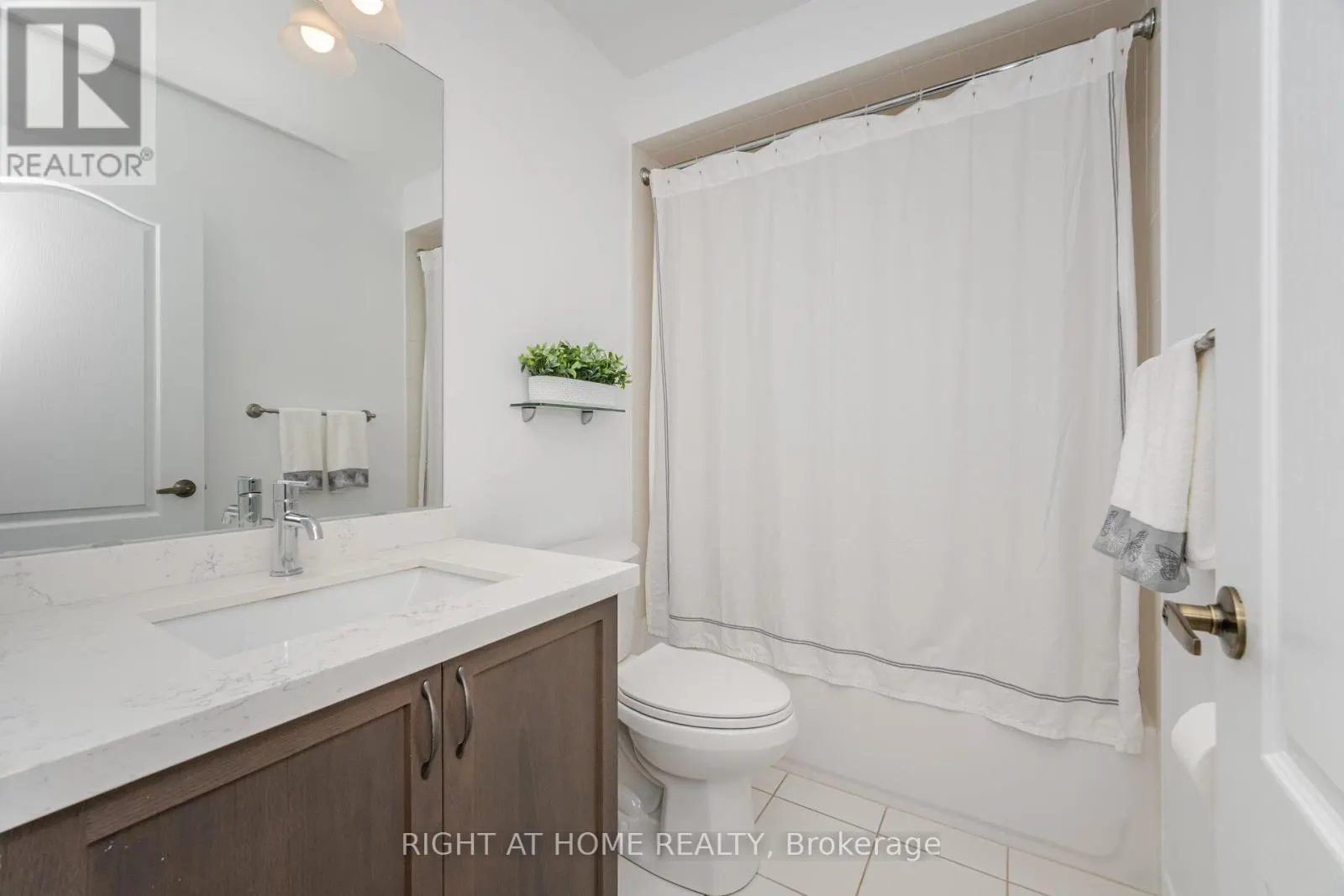 3302 GRANITE GATE