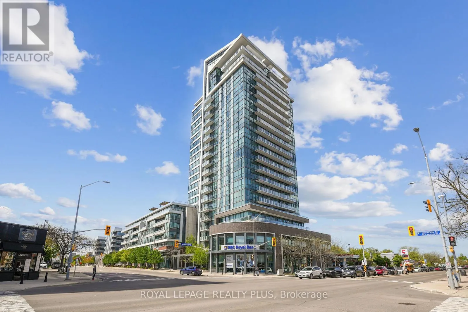 403 - 1 HURONTARIO STREET