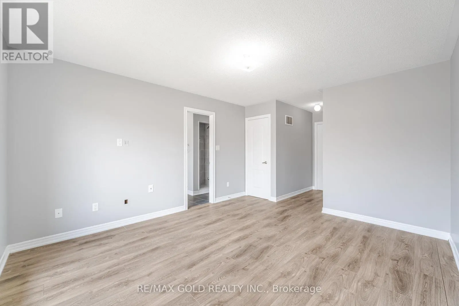 67 YARDLEY CRESCENT