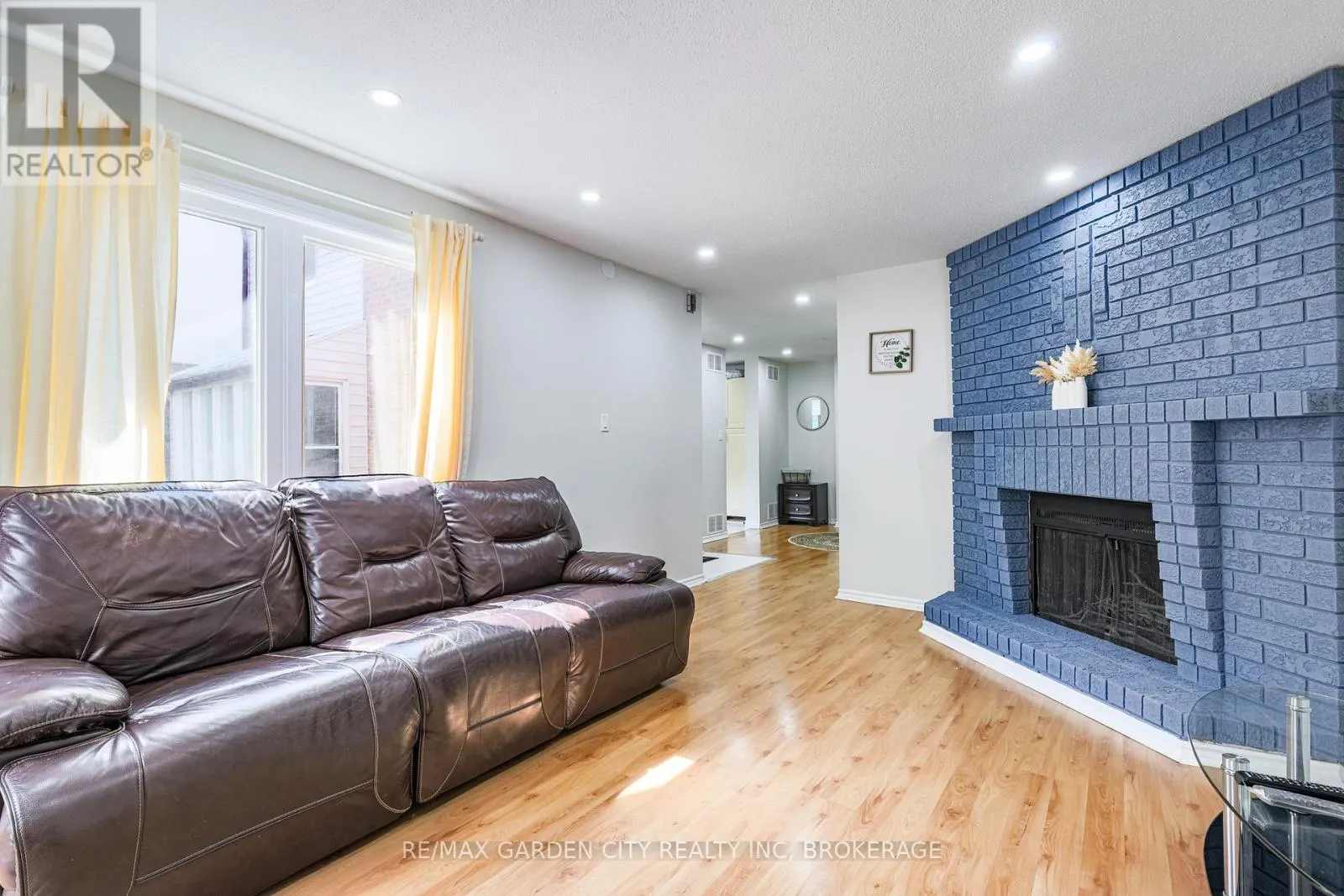 1172 KOS BOULEVARD