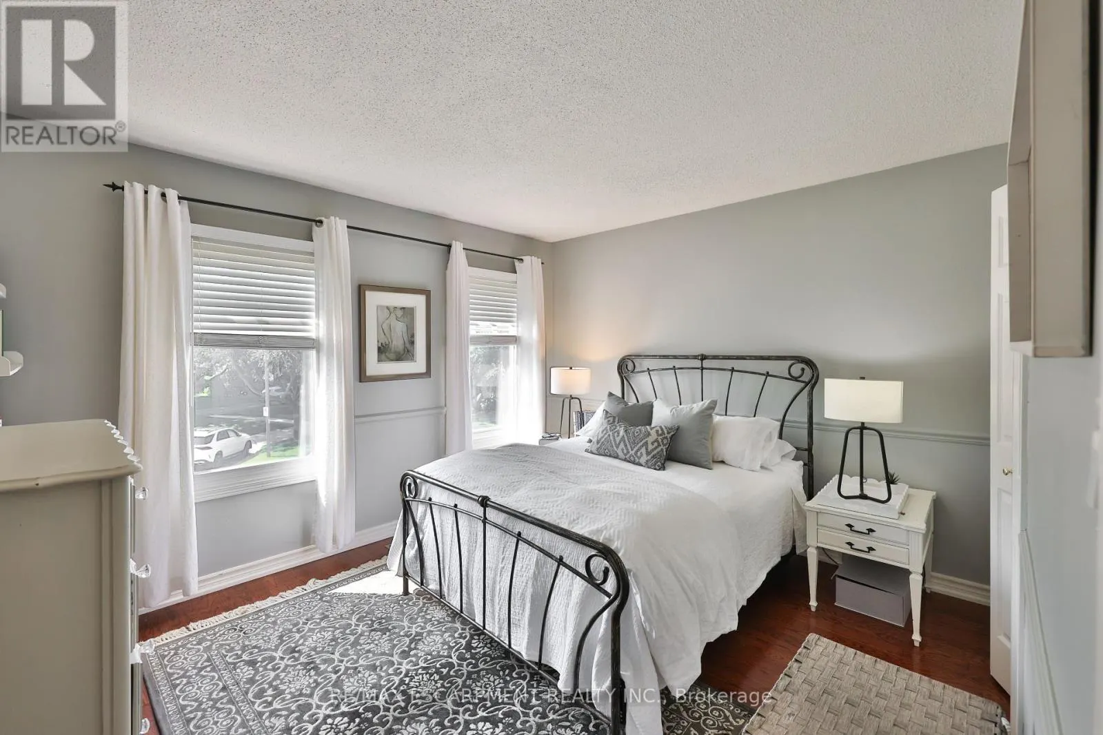 3555 KINGBIRD COURT