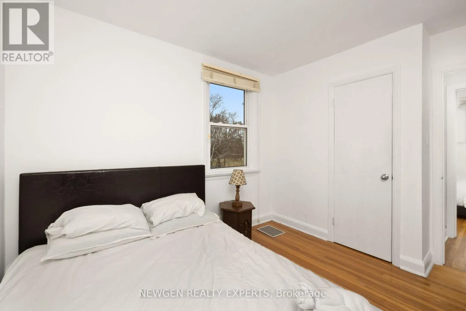 93 ASHBOURNE DRIVE