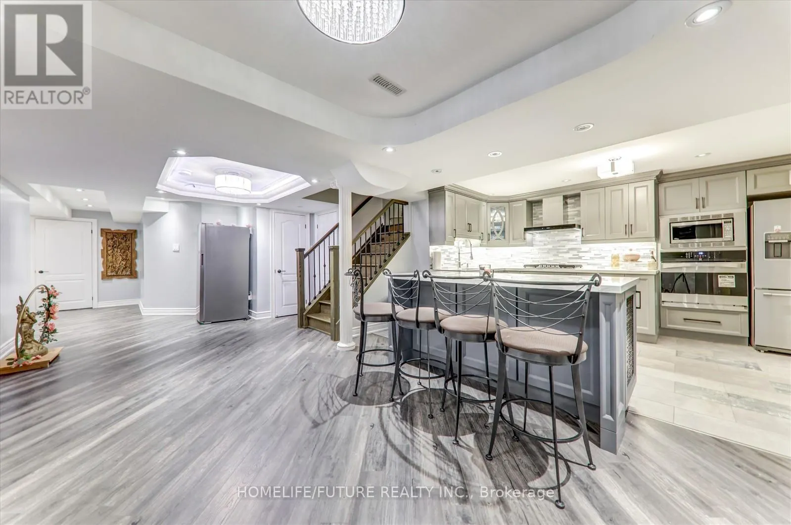 28 BILLANCOURT CRESCENT