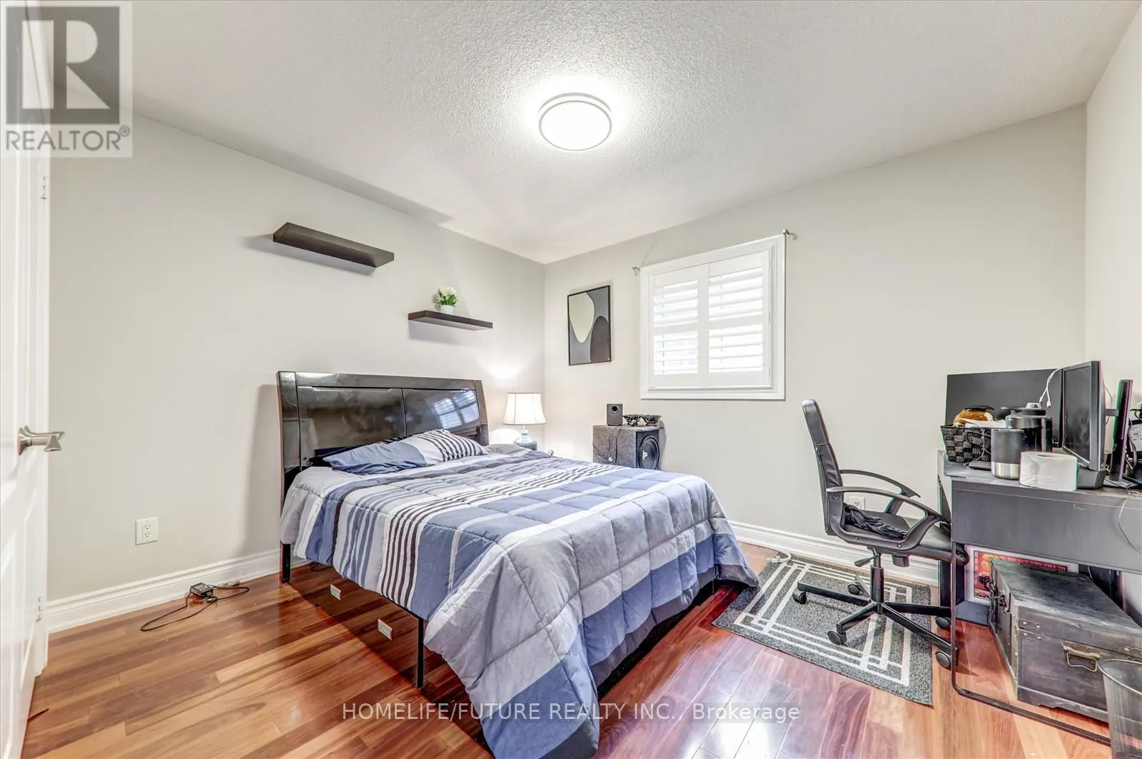 28 BILLANCOURT CRESCENT